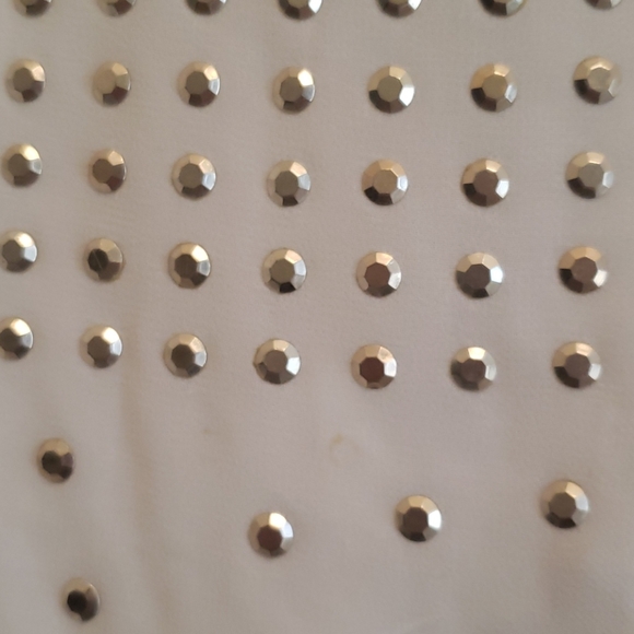 White beaded top - Picture 5 of 6